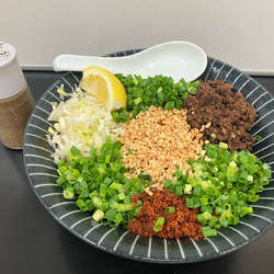 新担々麺（大盛り）