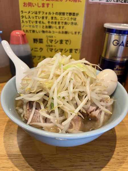 「小ブタ＋味玉」@自家製麺 毘舎利の写真