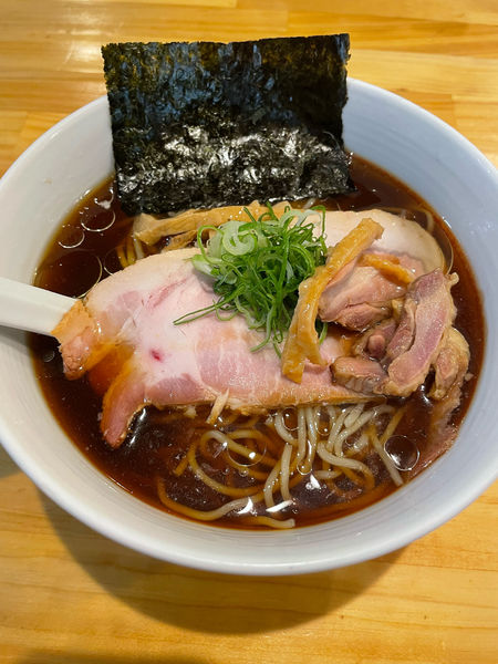 「冷やし醤油らーめん」@川の先の上の写真