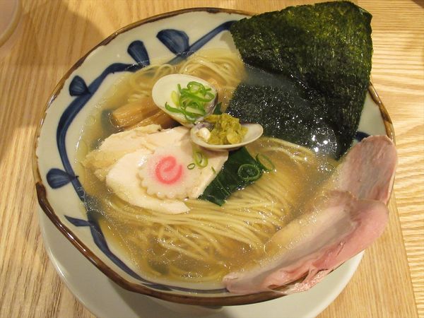 「蛤醤油らぁ麺（1,000円）」@貝と煮干し、時々濃厚の写真