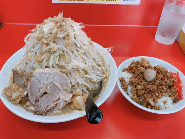 「小ラーメン＋ハーフマシライス」@立川マシマシ 上尾店の写真