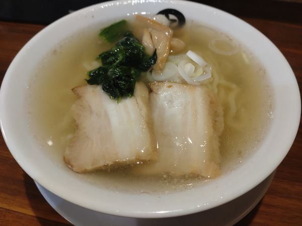 「金の中華そば」@伊藤商店 仙台朝市店の写真