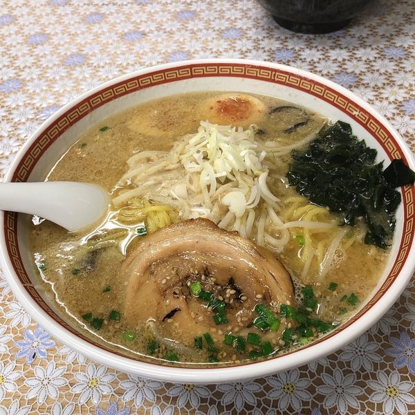 「味噌ラーメン特盛1100円味玉100円木耳50円」@喜今日屋の写真