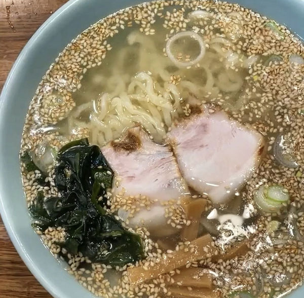 「塩ラーメン」@丸信ラーメン 駅前店の写真