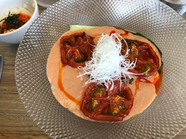 「焼きトマト冷し担担麺」@中華そば 和渦 TOKYOの写真