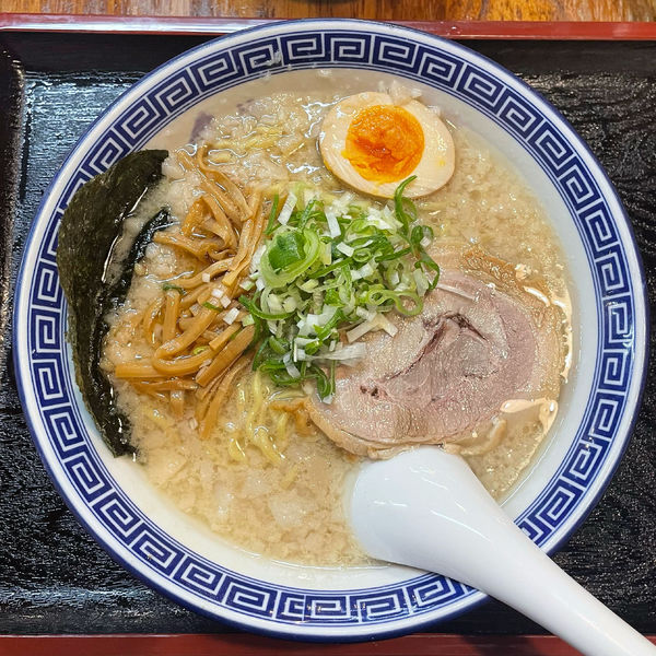 「豚骨醤油麺」@麺家 くさび 郡山本店の写真