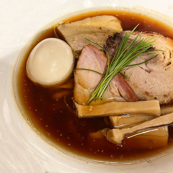 「醤油の純鶏そば」@自家製麺 うろたの写真