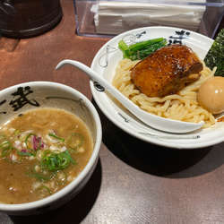 濃厚武仁つけ麺並…1280円