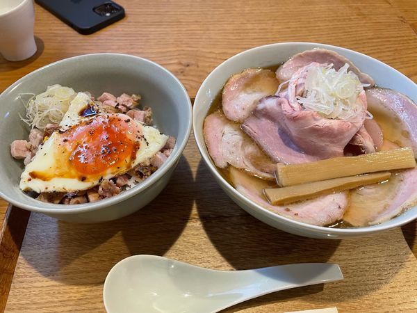 「月光肉そば と 肉飯」@自家製麺と定食 弦乃月の写真