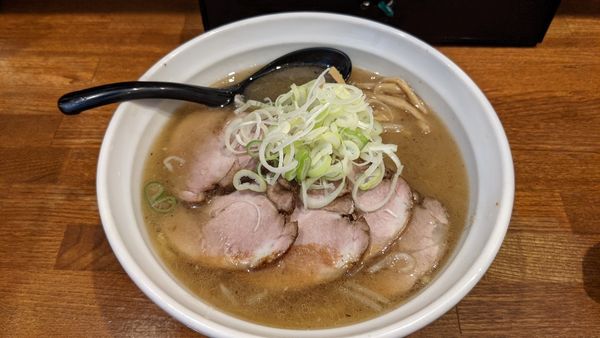 「塩チャーシュー」@さっぽろ羅偉伝 高田馬場店の写真