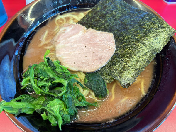 「ラーメン　中　麺硬め」@家系ラーメン 佐々喜家の写真