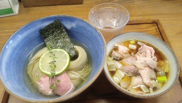 「昆布水つけ麺(醤油)並盛ちょいチャーシュー増し¥1000-」@YOKOKURA STOREHOUSEの写真