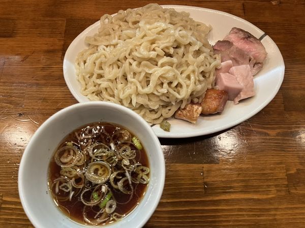 「つけめん、麺大盛り、得肉三昧」@らーめん かねかつの写真