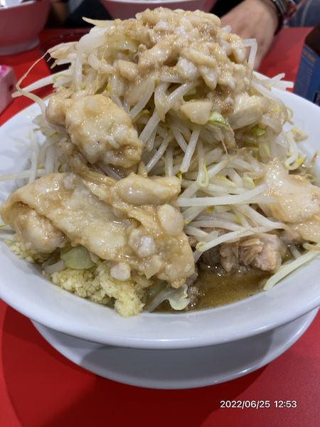 「ラーメン小 ￥830 豚 ￥200(自販黒烏龍 ￥180)」@ラーメン ノックアウトの写真