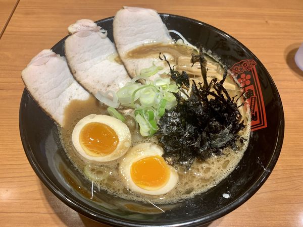 「特製中華そば1250円」@金澤濃厚中華そば 神仙 東京ラーメンストリート店の写真
