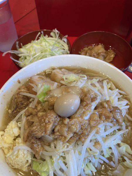 「ラーメン少な目＋脂生卵＋ネギ」@麺屋HEROの写真