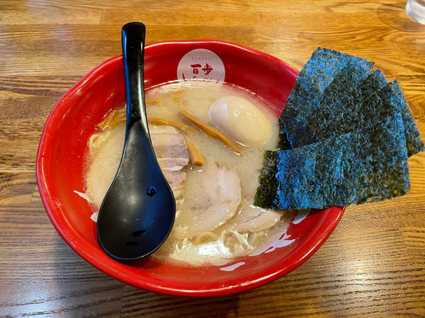 「特製百歩ラーメン + チャーシュー丼」@百歩ラーメン 川越店の写真