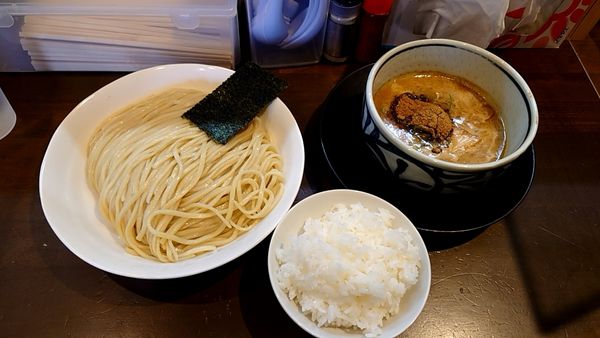 「鳥豚魚介つけめん＋ライス」@ラーメン ますだやの写真
