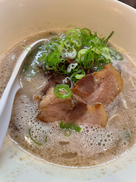 「博多豚骨らーめん」@幸心堂の写真