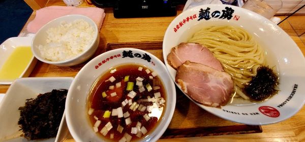 「昆布水つけ麺(大盛)」@自家製中華そば 麺の虜の写真