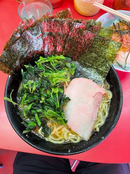 「ラーメン」@ラーメン杉田家の写真