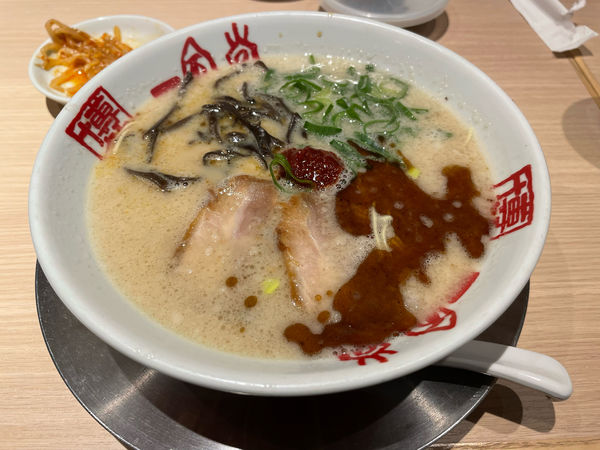 「赤丸新味」@博多一風堂 横浜泉店の写真