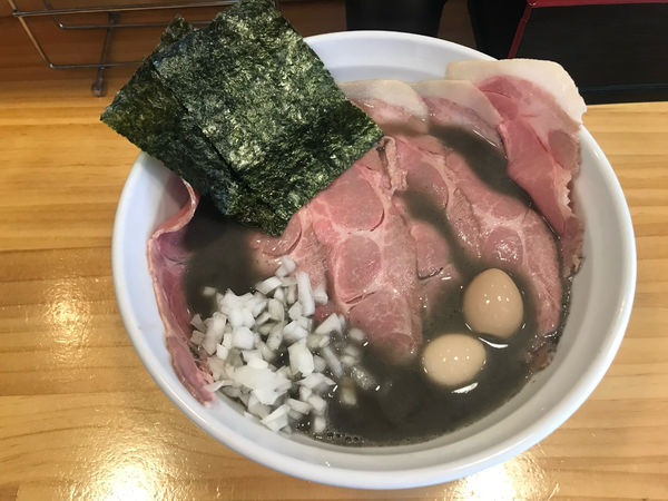 「特製煮干らーめん」@煮干らーめん 紫乱の写真