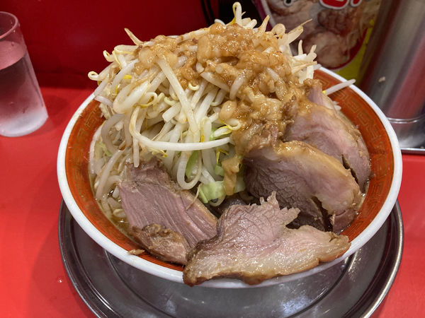 「大豚ラーメン(ニンニクヤサイカラメマシアブラマシマシ)」@ラーメンタロー 五反田の陣の写真