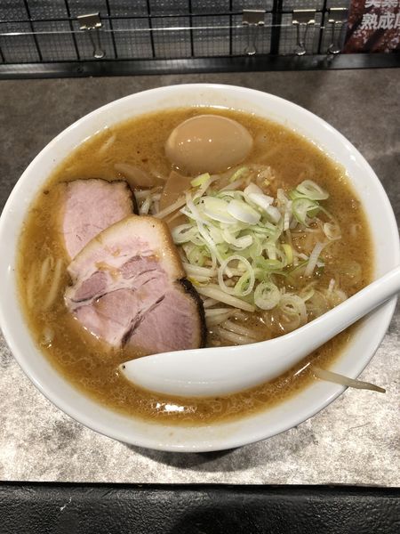 「特製札幌味噌らーめん1100円」@札幌味噌ラーメン葵葉 荏原中延店の写真
