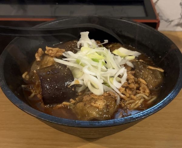 「麻婆ナスの油そば」@ラーメン大地の写真