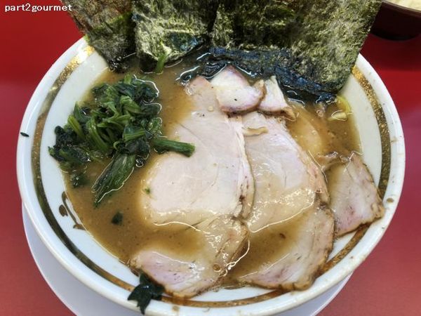 「チャーシューメン(3枚) (900円)」@家系ラーメン王道家直伝 との丸家 船橋店の写真