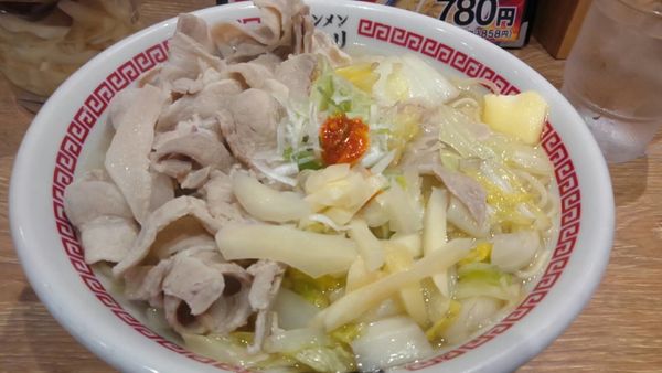 「茨城タンメン¥693 肉増し¥0(クーポン券で無料)」@茨城タンメン カミナリ 我孫子店の写真