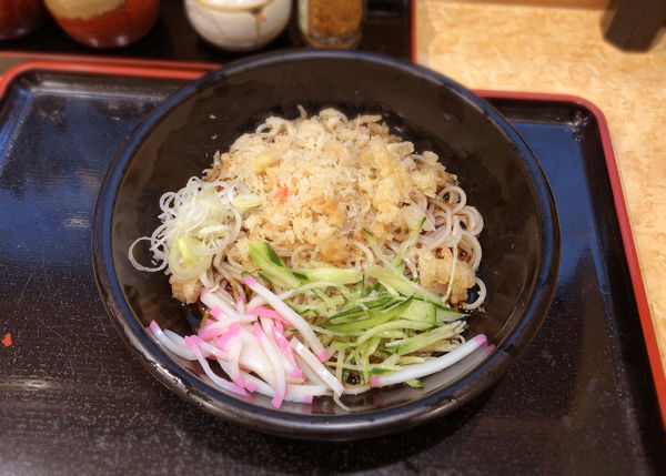 「冷したぬき(380円)」@小諸そば 西新橋一丁目店の写真