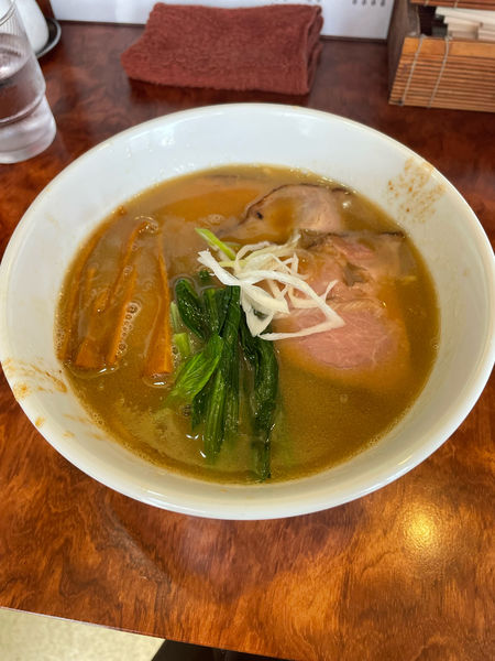 「豚骨らーめん」@つけ麺 目黒屋の写真