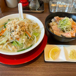 濃厚鶏白湯タンメン＋チャーシュー丼