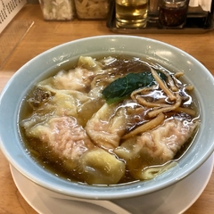 月見ワンタンメン専門店 三日月 大森北口店の画像