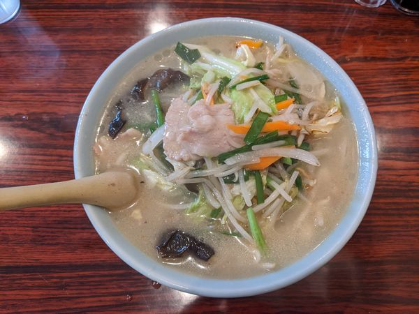 「野菜だっぷりタン麺:800円」@錦華楼の写真