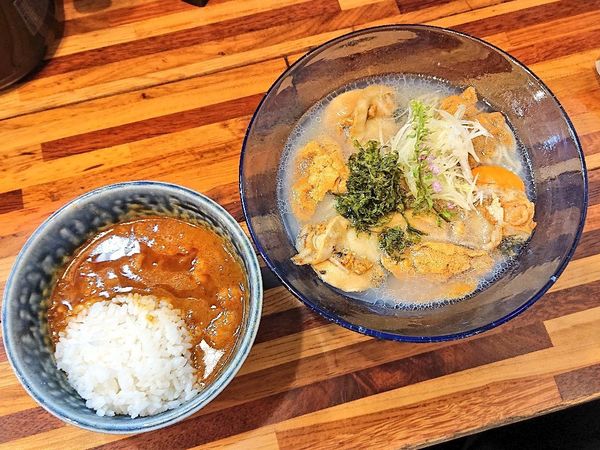 「雲丹とホタテの冷やしらーめん、など」@鮮魚らーめん 五ノ神水産の写真