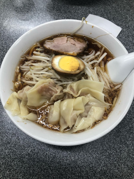 「ワンタン麺 900円」@中華麺店 喜楽の写真