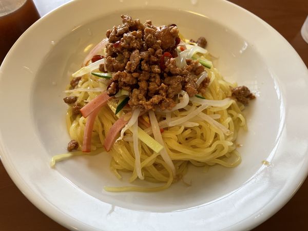 「冷麺セット（台湾冷麺＋炒飯）　￥７５０」@中国料理 京華の写真