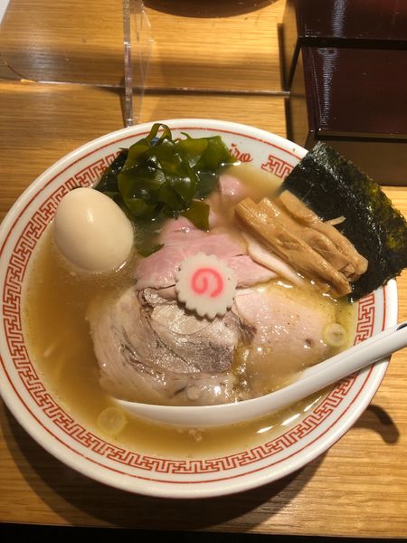 「特製中華そば」@ソラノイロ ARTISAN NOODLESの写真