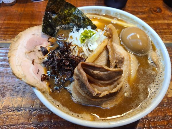 「悪◯ラーメン」@元祖一条流がんこラーメン たま館分店の写真