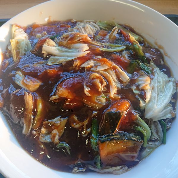 「スタミナ冷やし(750円⇒無料)、餃子セット350円」@麺屋もんじの写真