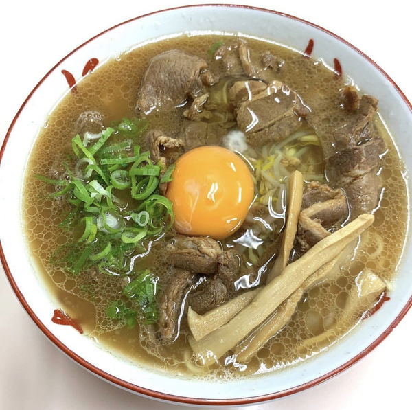 「中肉＋生卵」@中華そば いのたに 本店の写真