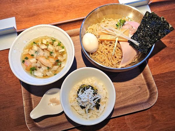 「限定 昆布水つけ麺 塩生姜(特製トッピング)、など」@ラーメン ニュー松戸の写真