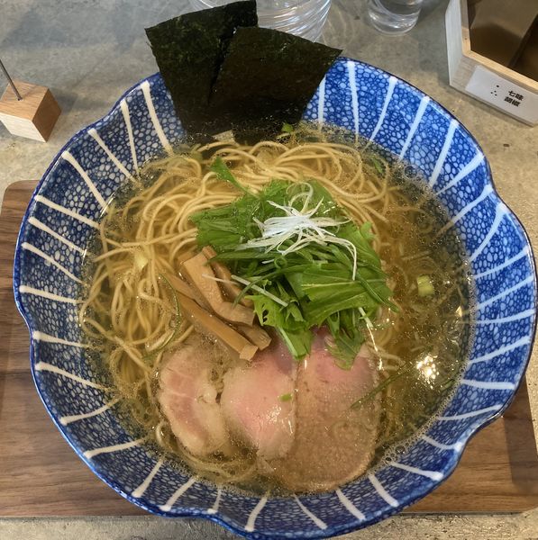 「熟成塩ラーメン」@ラーメンクワトロの写真