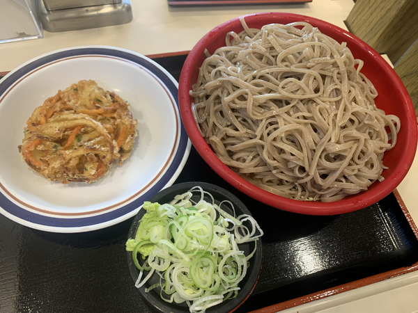 「富士山もりそば(720円)+天ぷら(130円)」@名代 富士そば 西小山店の写真