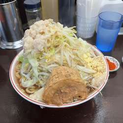 らーめん　全マシ火の粉別皿　生たまご