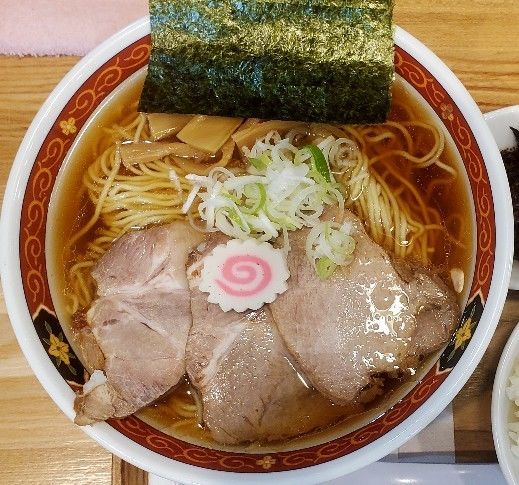 「支那そば(大盛)」@自家製中華そば 麺の虜の写真