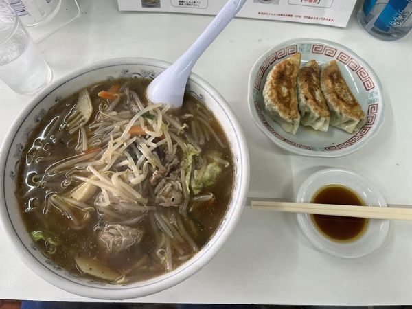 「もやしそばと3個餃子」@凰華の写真